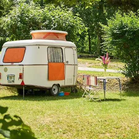 Mobil-home Confortable Avec Terrasse A Seez, 2 - Api-1-52-872 캠프장 세즈